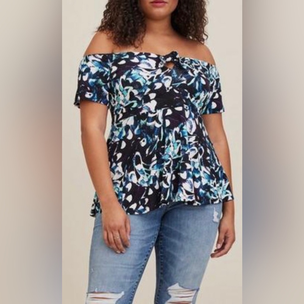 Torrid Babydoll Super Soft Tie-Front Off-Shoulder Top, Torrid sz 00, US M/L / 10